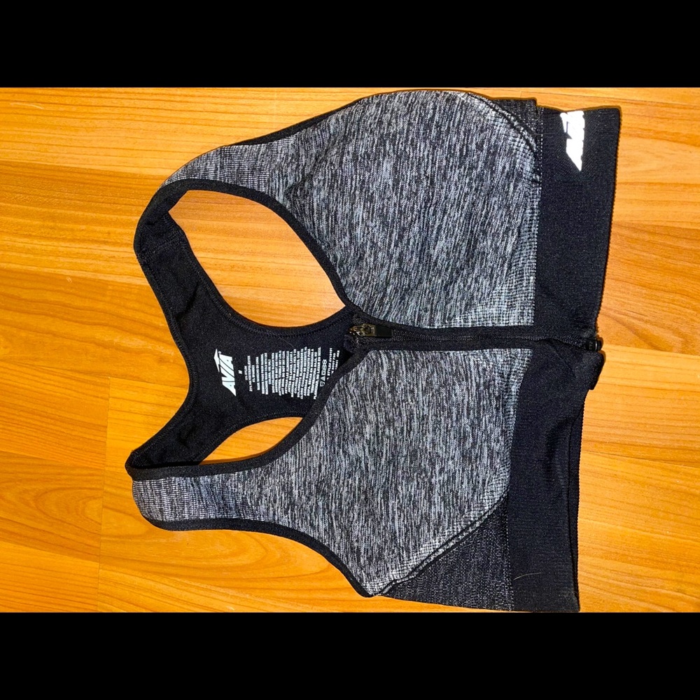 Heather Grey Sports Bra🖤💪🏽